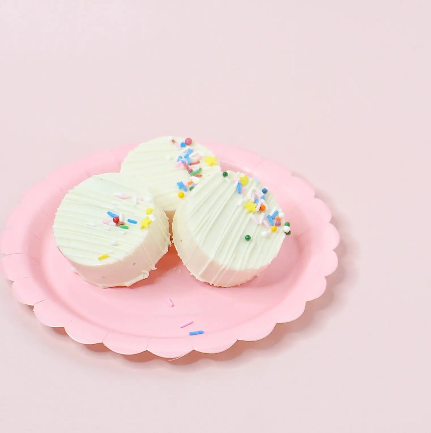 Cake Pucks Fueled by Flour